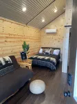 Cozy Hill Cabin 2