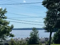 GREAT Newly Renovated  Sebago Lake- short walk to Nason`s beach🏠🏖🚗 Hotels in Sebago