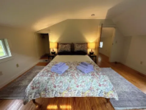 Classic, cozy farmhouse in the 4 season playground of VT's prettiest town!