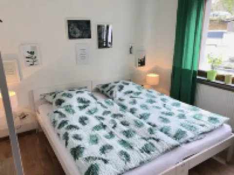 Eifel-house Ferienhaus mit 3 Schlafzimmern Nähe Phantasialand Köln Bonn Therme 魏勒斯維斯特酒店