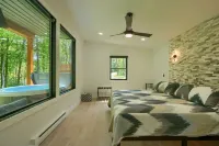 Afternoon Delight at Trickle Creek at Hocking Hills