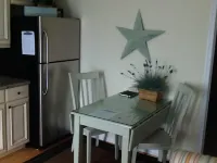 A Stones Throw to Beach Located Near All Attractions