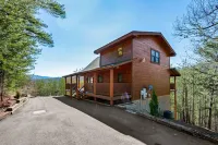 Three Bears Hideaway-Wears Valley-Mountain Views-Family Getaway Hotels near Wears Valley