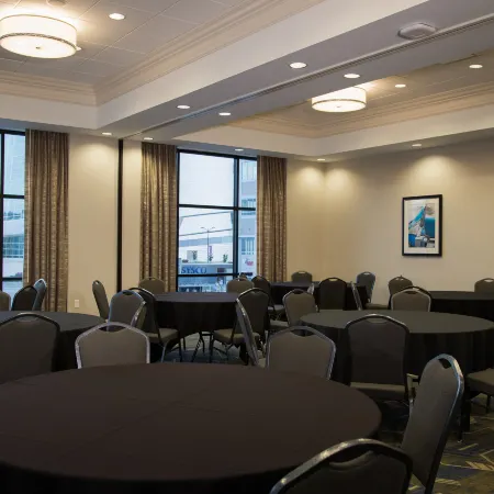 Hampton Inn and Suites Tulsa Downtown