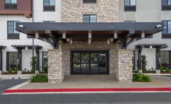 Hampton Inn by Hilton Concord