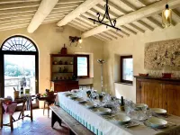 WP RELAIS BORGO VIGNALUNGA, 46 HECTARES OF LAND IN THE HEART OF VAL D'ORCIA