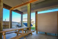 Southern Sandcastles 3-bdrm house in Crystal Beach Steps to the Beach Grill WiFi