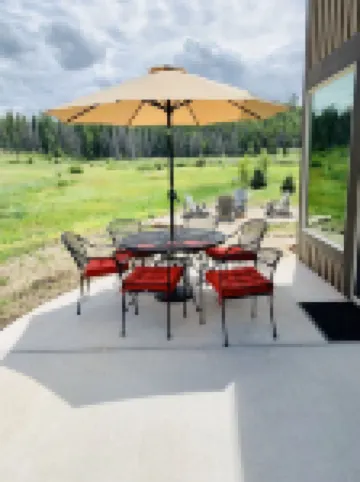 Have Fun/Relax in a Gorgeous Mountain Home, Well Equipped, Great Location