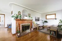 Historic 2-bedroom home in Tacoma - Quiet escape close to everything