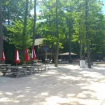 Big Boulder Lake Front Condo/Free WiFi & Parking/Pool/Jacuzzi/Fire Place/Grill