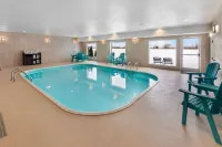 Clarion Pointe Mattoon Near University Hotels in Mattoon