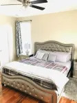 Cozy Home near University of Colorado, Anschutz Hospital and Children's Hospital Hotels near LINKTECH WIRELESS INC.