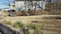 Cozy Lakefront House w/Nice Covered Deck.  Calm Water Location & Pet Friendly!