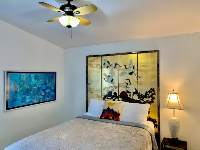 Modern Mountain-Top Designer Los Angeles Home. State of Art Hotels near Parker Mesa