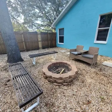 "Shore Fun, Bare Feet Retreat"