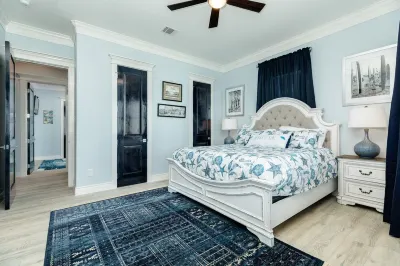 ON THE ROCKS-LUXURY OCEAN FRONT WITH OUTSTANDING UNOBSTRUCTED VIEWS