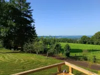 Love Spa Normandie 100 m2 private space with sauna and jacuzzi, Hotels in Saint-Pois