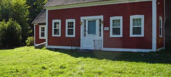 Private Beach And  Mountain Lake Home Hotels in Sullivan County