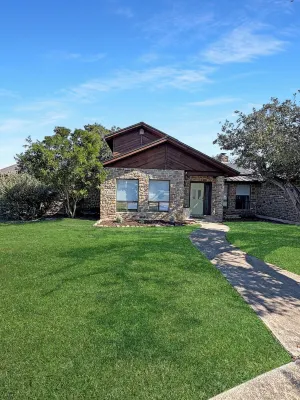 Hot tub~Game Room~Fire pit~Grill Các khách sạn ở Lakeway