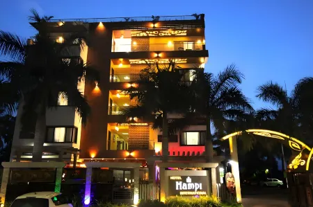Hotel Hampi International