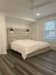 LOCATION DUNWOODY; NEW-BEAUTIFUL MODERN HOUSE&Outdoor Seasonal Private Pool Hotel dekat Publix Super Market at Oglethorpe Crossing