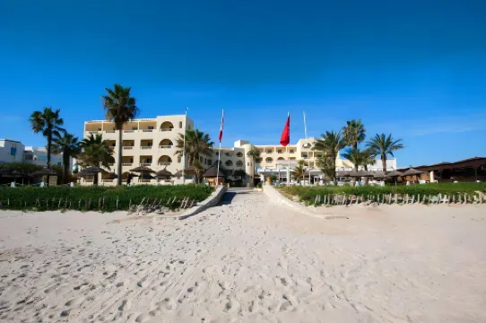 Sol Palmeras Beach - Family Hotel