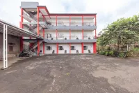 RedDoorz Near Happy Farm Ciwidey Hotel di Rancabali
