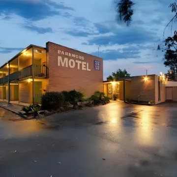 Parkwood Motel & Apartments