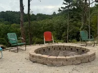 RT62 Motor Resort 70's Cabin w/Jacuzzi