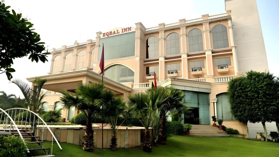 Eqbal Inn