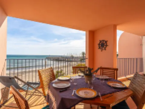 Baie des Lecques Hotels in Saint-Cyr-sur-Mer