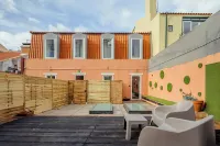 Alop Hotel di Ajuda