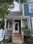 Beautiful Spacious 4-bedroom Victorian house with WiFi by downtown Champaign!