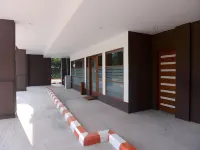 Green Paradise Hotel Hotel di Thingangyun