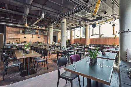 Revo Munich Отели рядом с достопримечательностью «Университет Людвига-Максимилиана»