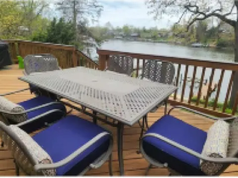 The Hideaway Spot- Waterfront w/ Dock on Long Cove Hotels in Pasadena