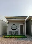 Manon Ni Resort Hotels in Amphoe Ban Dung