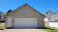 New Cozy 3Br Retreat + 2-Car Garage in Historic Texarkana Các khách sạn gần Sân bay cấp vùng Texarkana