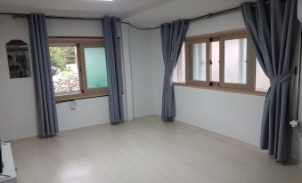 Namhae Doldam Pension