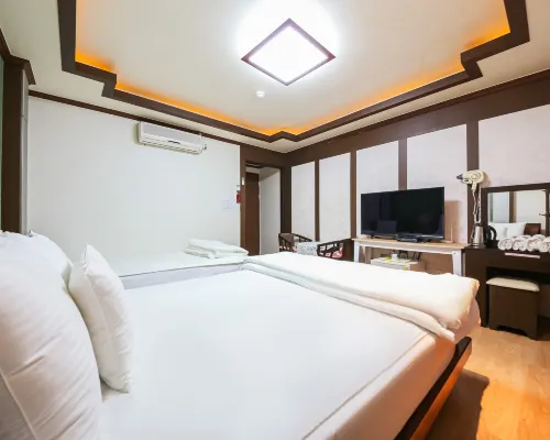 Gangjin Soo Hotels in Gangjin-gun