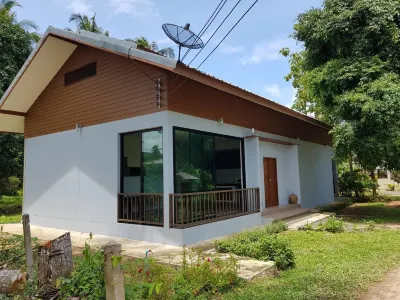 Anattaya Holiday Home Hotels in Ko Yao Noi