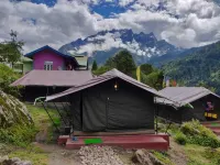 Ourguest Camp Lachung - Parkering