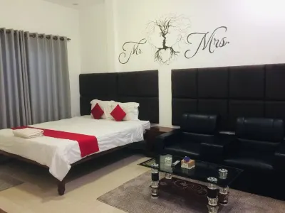 EZ Guesthouse Hoteles en Anlong Romiet