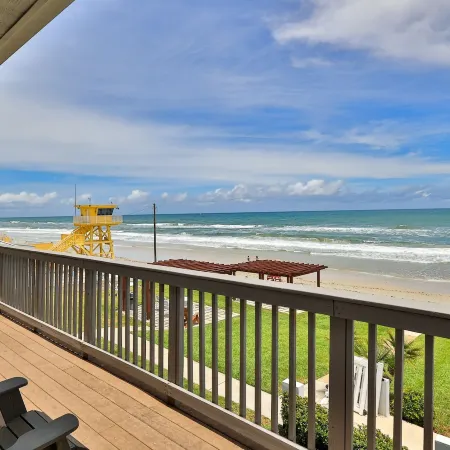 Driftwood Resort