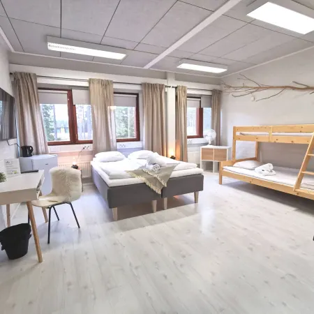 Hostel Aurora