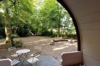 Hollington Park Glamping Hotels in Кинтбери