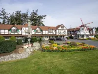 Auld Holland Inn Hotels in Oak Harbor