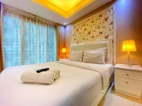 Well Furnished Studio Room at Grand Asia Afrika Apartment Các khách sạn ở Paledang