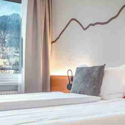 Hotel Merkur - West Station Rooms