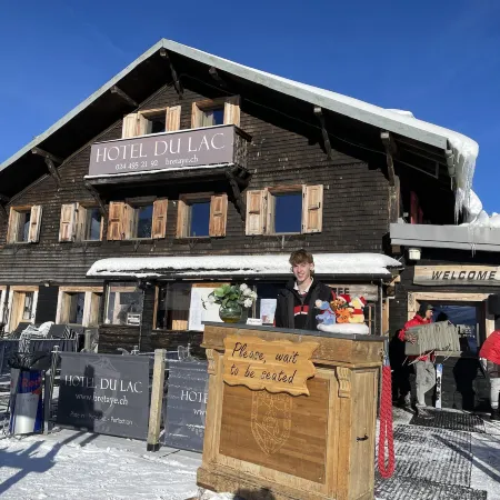 Hotel du Lac